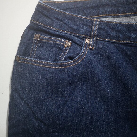 DC Jeans Ladies Size 22 Petite Dark Wash Straight Leg Jeans - Picture 8 of 14